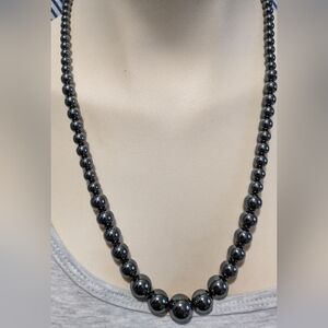 Black Beaded Necklace Graduated Polished Stone Beads Onyx? Classy Office Evening